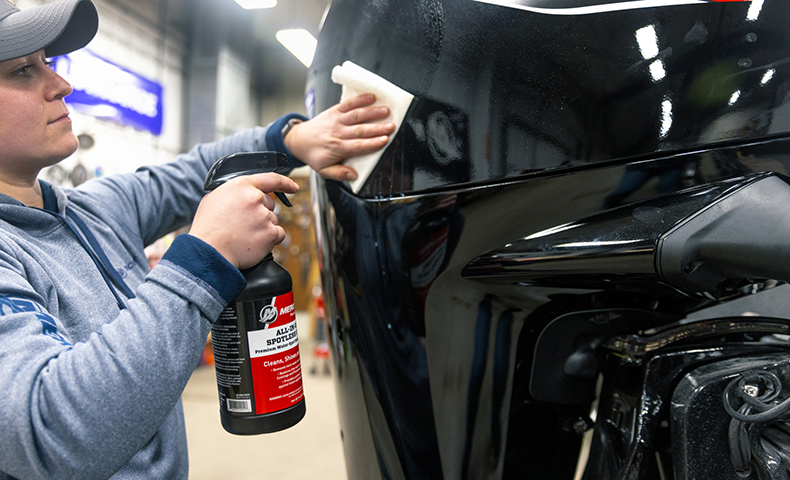 polishing an outboard